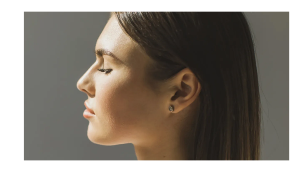 Modern Gold-Plated Teardrop Stud Earrings