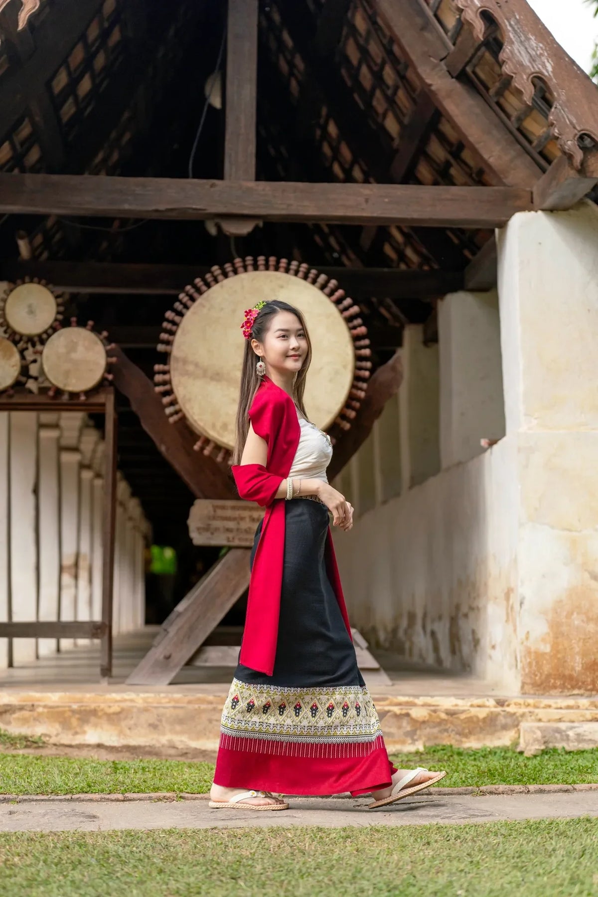 The Beauty of Traditional Gold Temple Jewelry