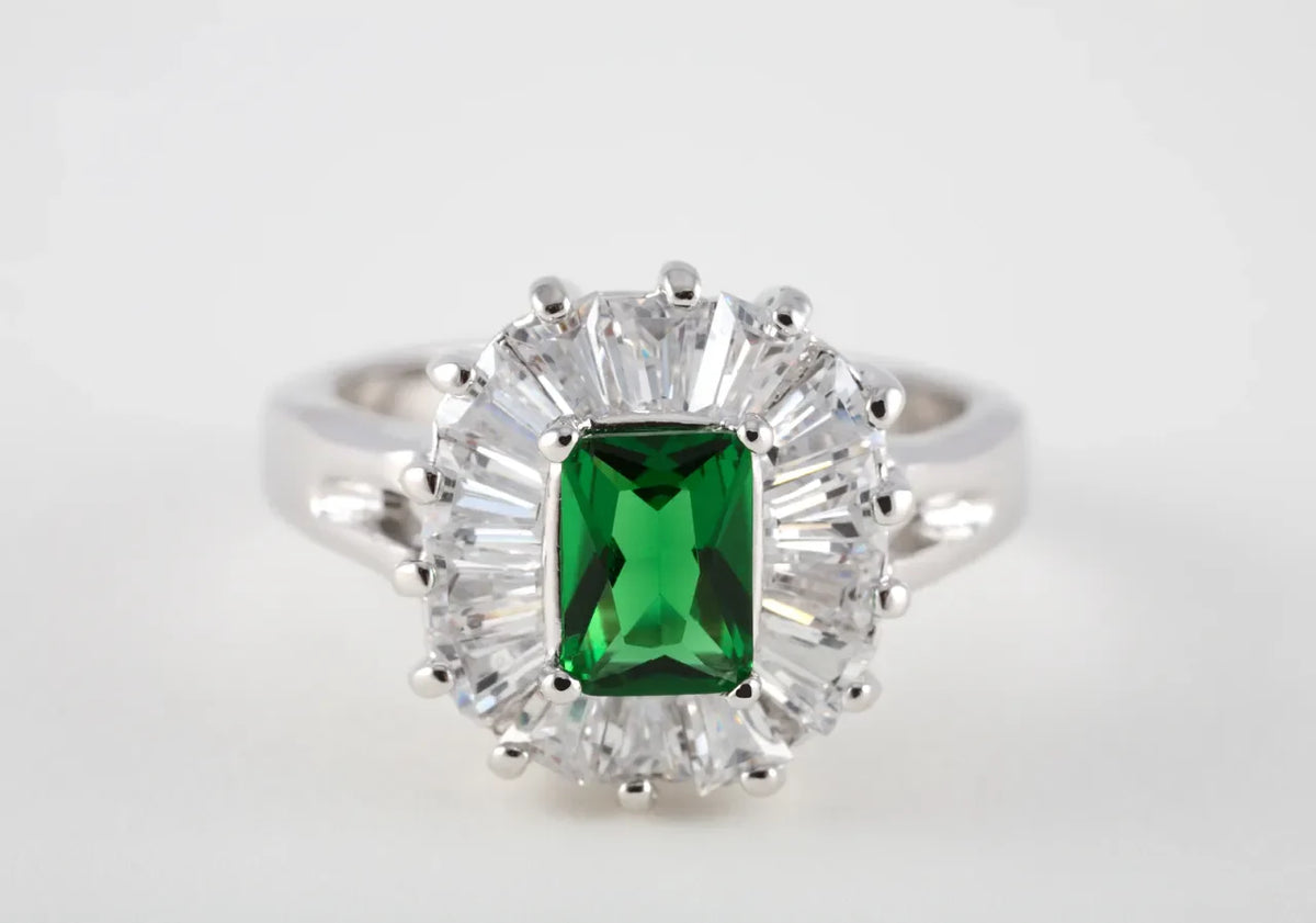 Exquisite Green Stone Bridal Set & Earrings