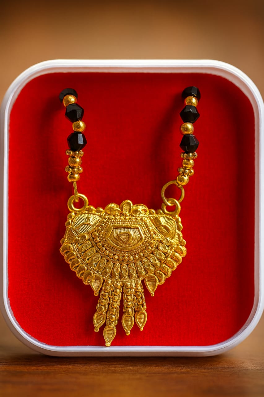 Elegant Gold Butterfly Mangalsutra Pendant – Traditional & Stylish Design