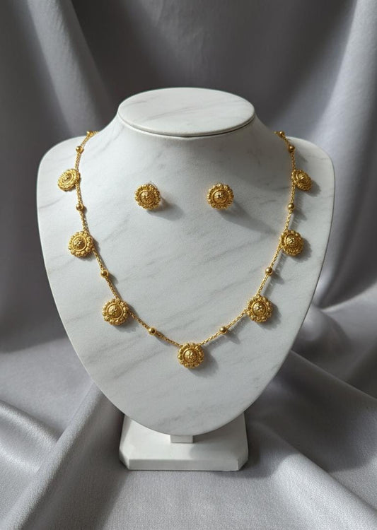 Luxurious Silver-Tone Statement Collar Set – Multi-Row Radiant & Emerald-Cut American Diamonds