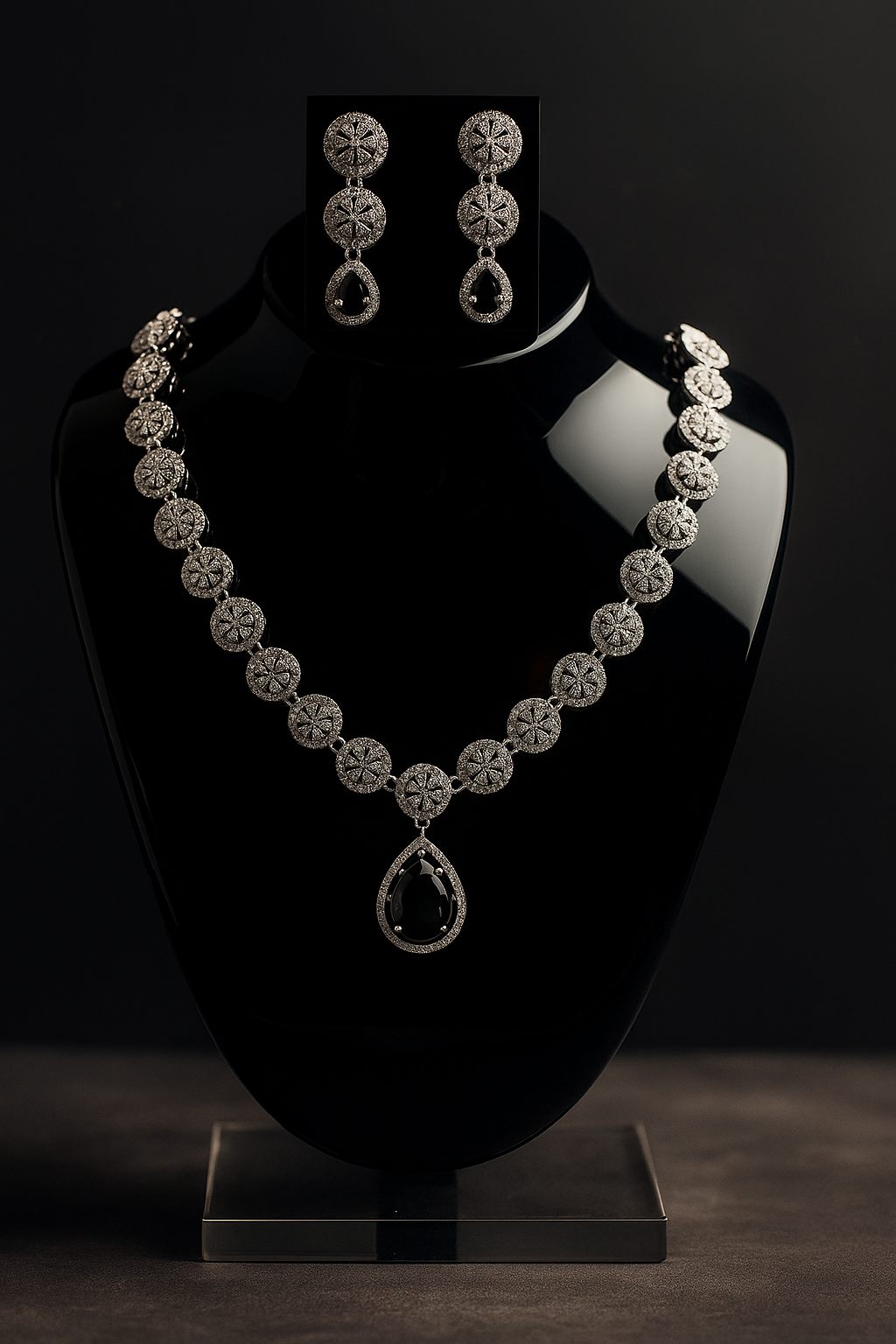 Stylish Necklace Earring Set for Girls | Fashion Jewellery | PEARLO’S