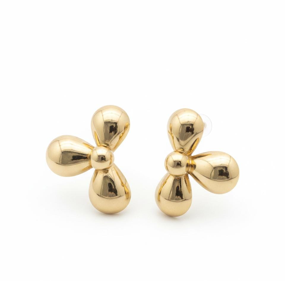 Minimal Gold-Plated Floral Stud Earrings – Modern Petal-Inspired Statement Design | PEARLOS |